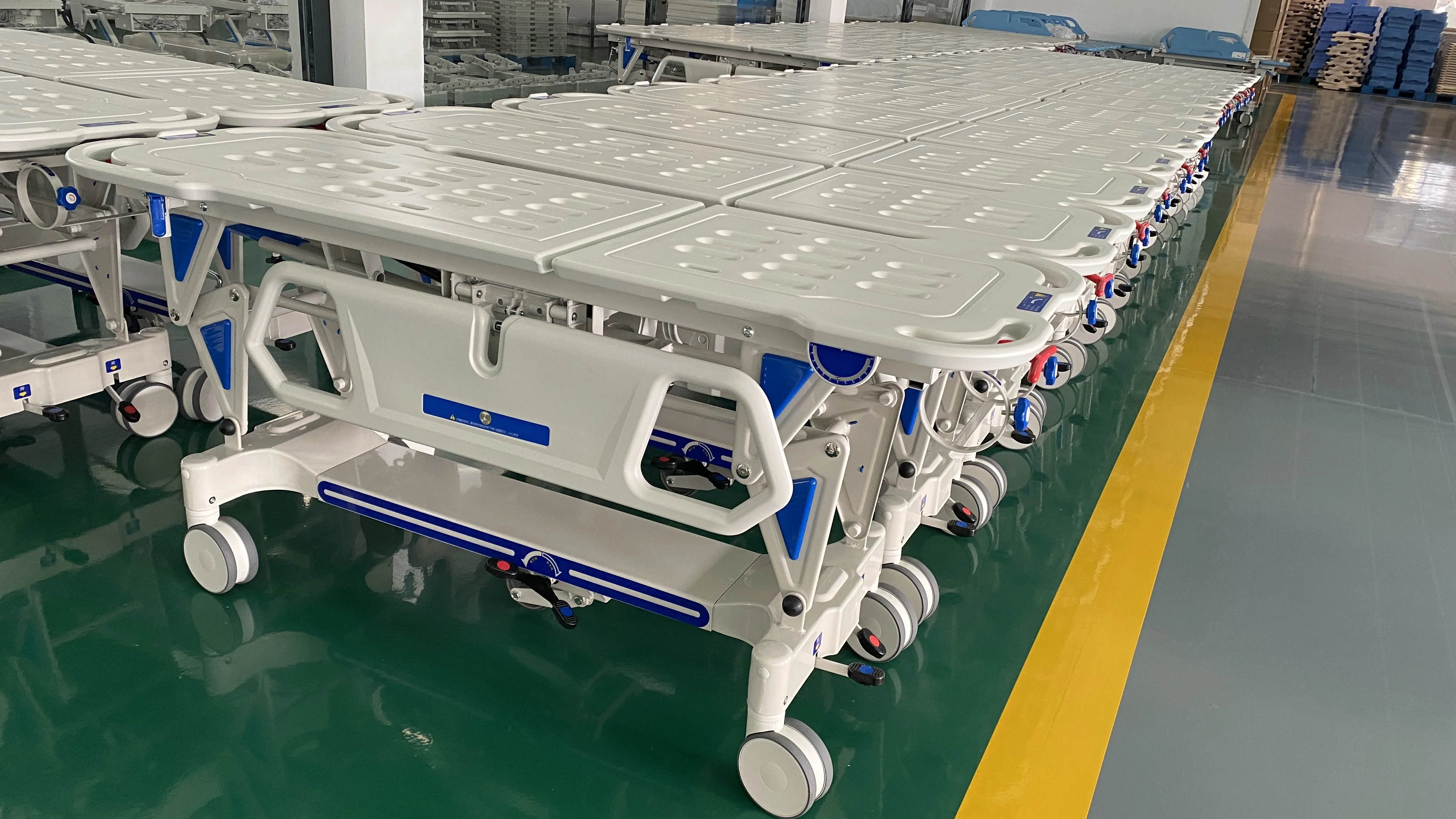 Wholesale Stretcher Moving Patients Hospital Luxurious Hydraulic Stretcher For Medical