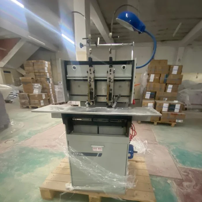 TD202 Double Heads Flat and Saddle Wire Stitching Machine For Sale