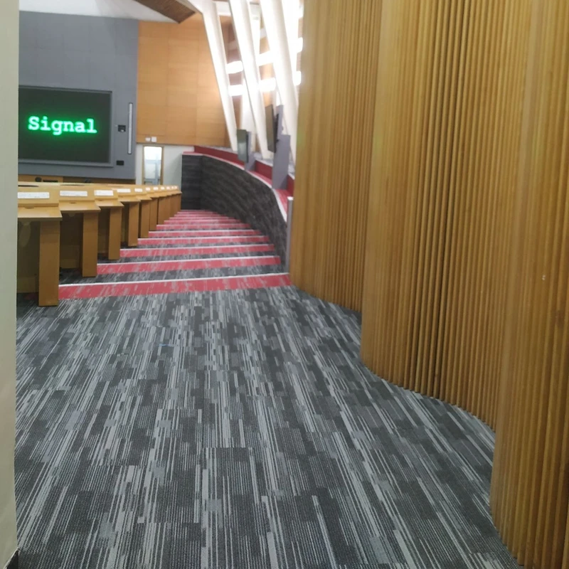 Wholesale Modern 50*50cm PVC Bitumen Backing Square Diamond Carpet Tiles Commercial Cinema Office Block Tiles Home Travel Use