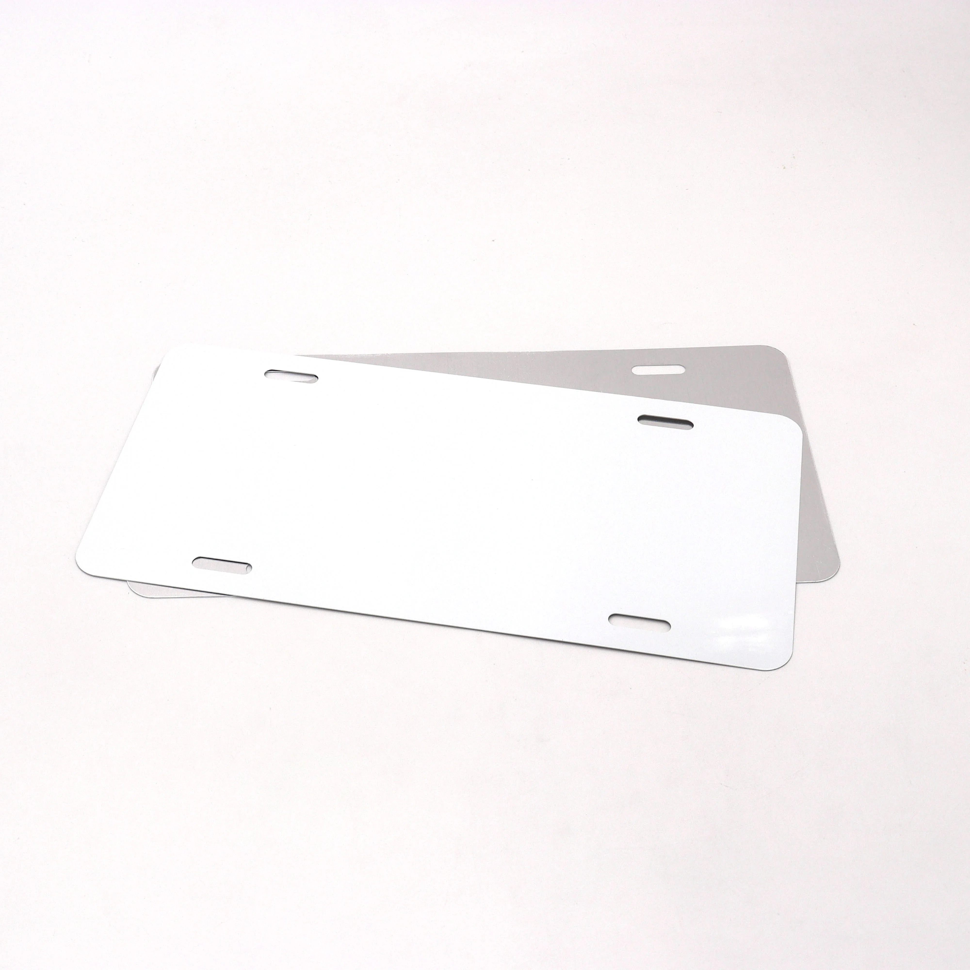 Wholesale Custom Antique Aluminum License Plate Embossed Logo Car Number Plate with Offset Printing Painted Technique