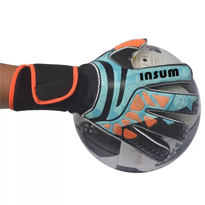
China OEM Custom Professional Thick Green Goalkeeper Gloves with Finger Protection for Football Latex Goalkeeper Glove 