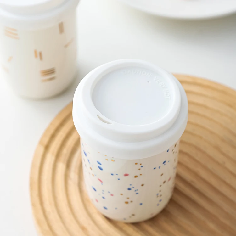 Take Away Portable Mug Reactive Glazed Customized Logo Ceramic Travel Tea Coffee Mugs With Silicone Lid