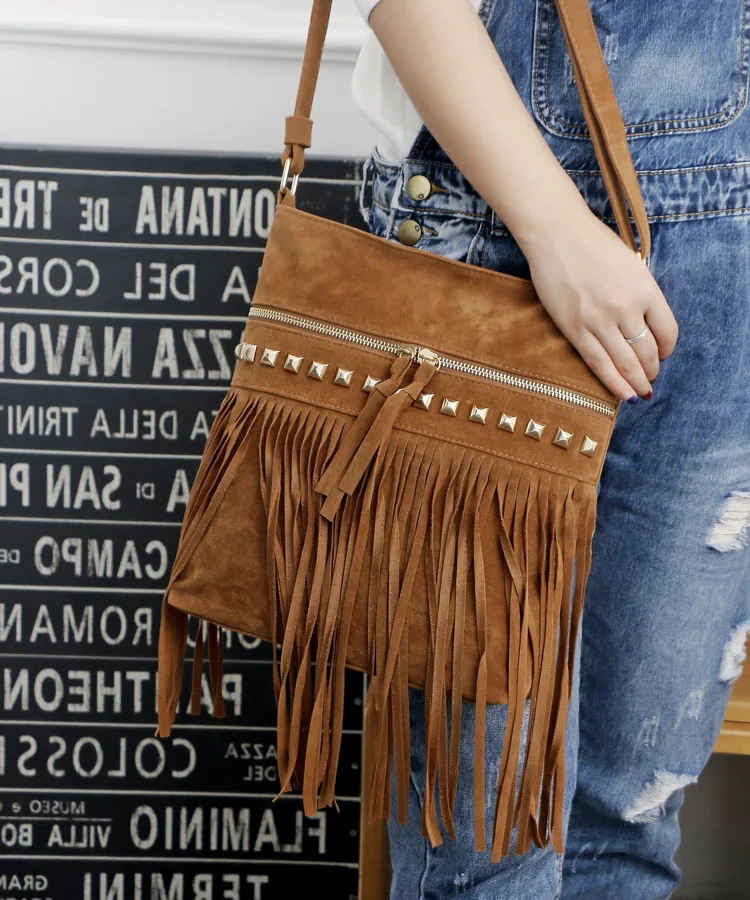 Fashion Western Fringe Bag Cowgirl Purse Faux Suede Crossbody Bag with Tassel Country Outfit for Women