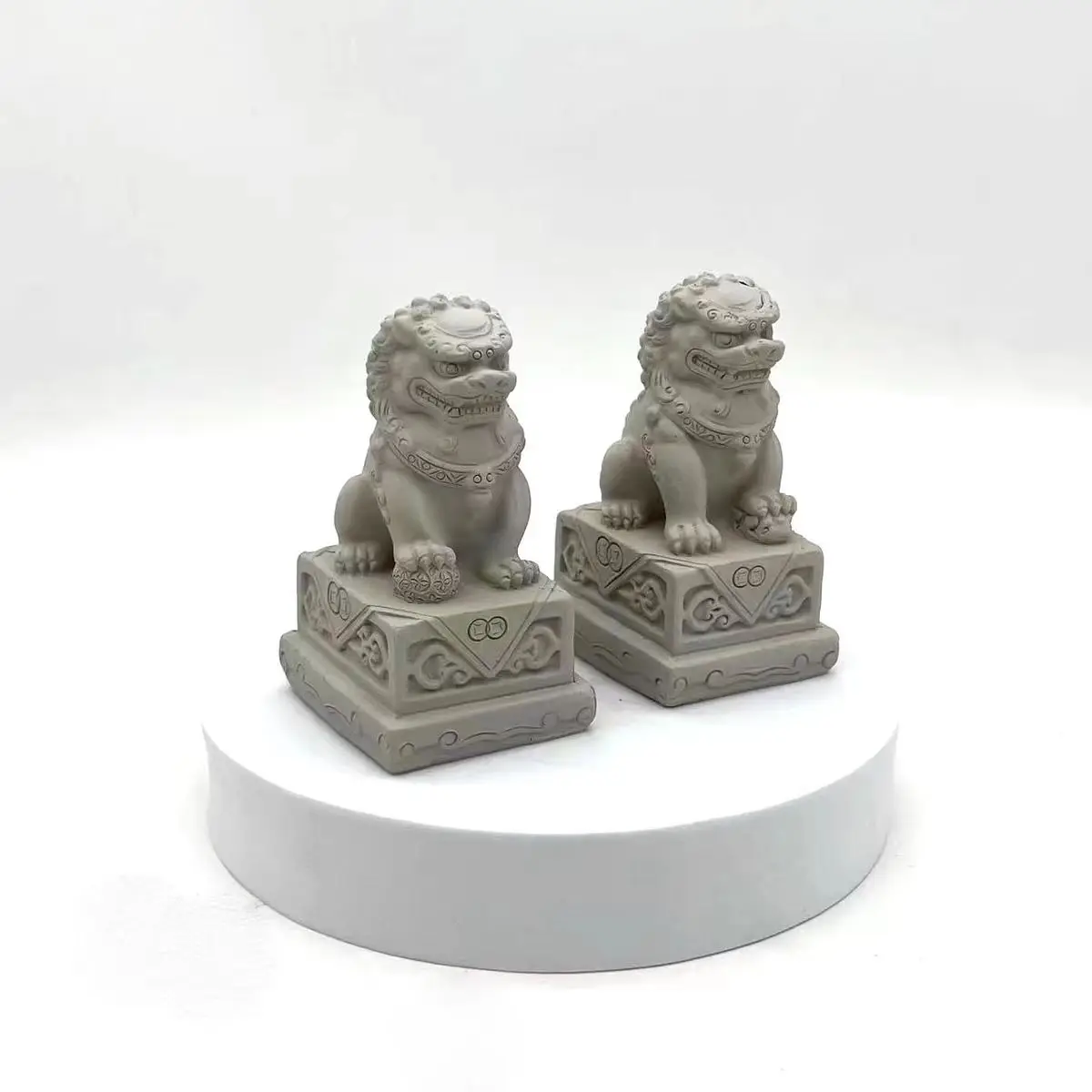 High Quality Mini Stone Lion King Grey Desktop Decoration For Home Lion