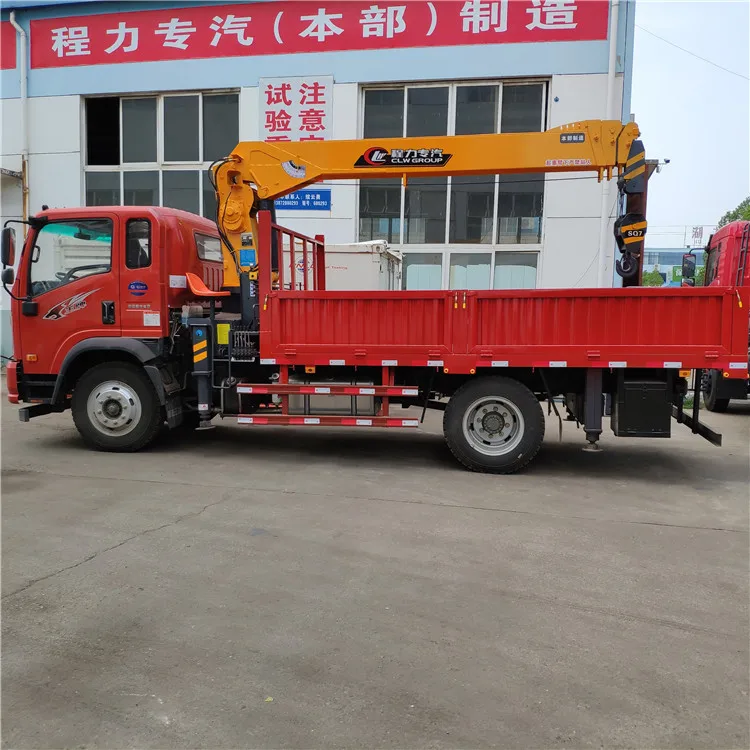 
4-8Tons crane manipulator telescopic boom truck 