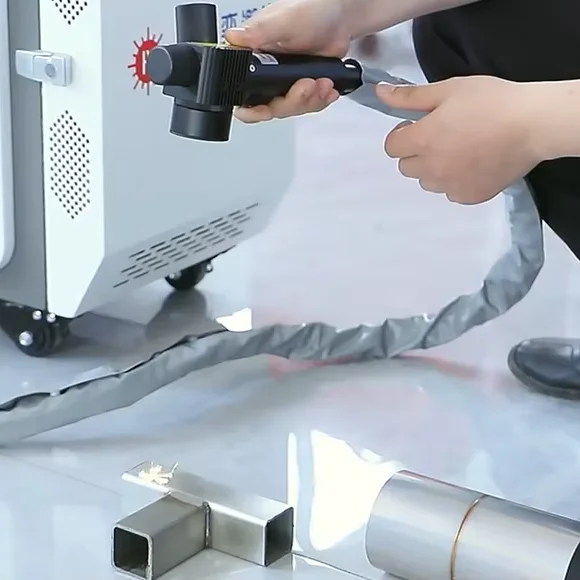 laser rust cleaning machine 200W pulse laser cleaner laser metal cleaning equipment for rust and paint removal