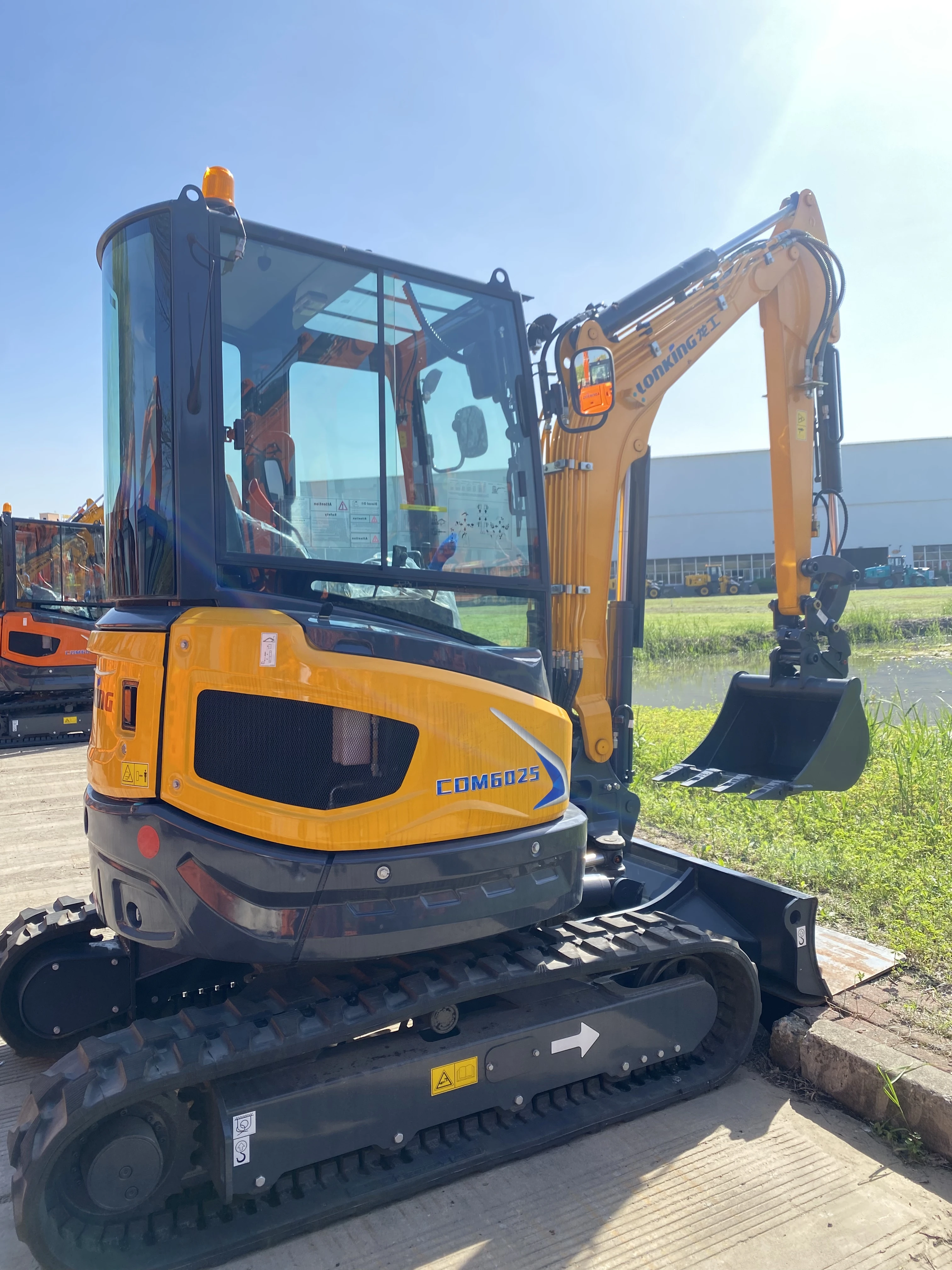 Lonking мини гусеничный экскаватор CDM6035 CDM6025 CDM6020 CDM6060 в продаже