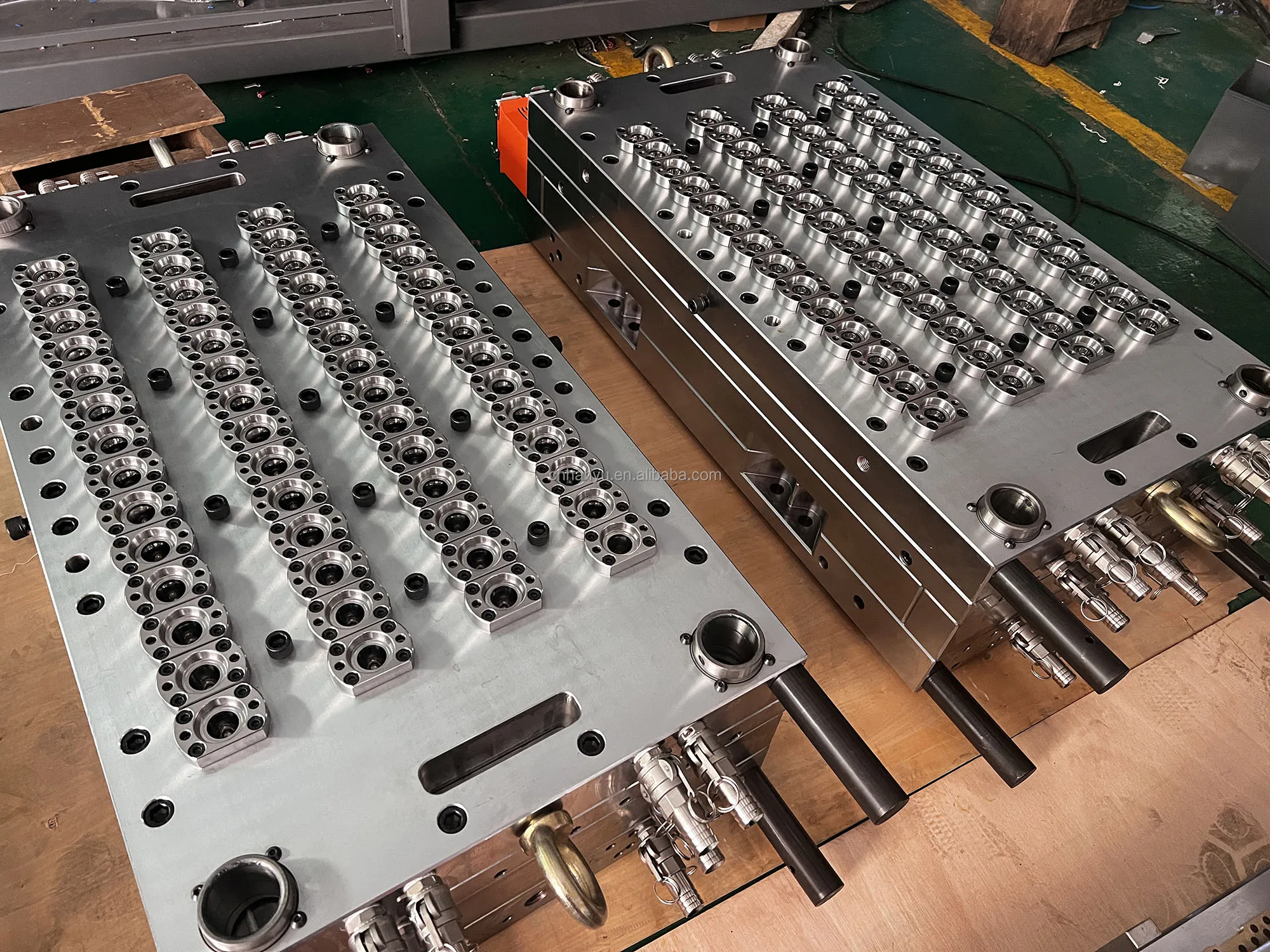 4 8 12 16 24 cavities Precision plastic Injection Mold/ Pet Preform injection Mold maker