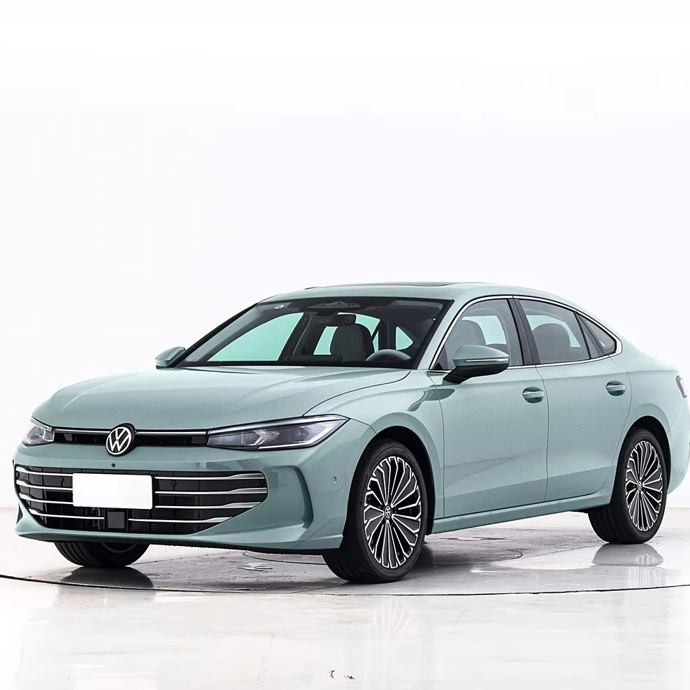 Low Price 2025 Luxury Cars Volkswagenn Passat  300TSI  5-door 5-seater gasoline car for volkswagen passat pro