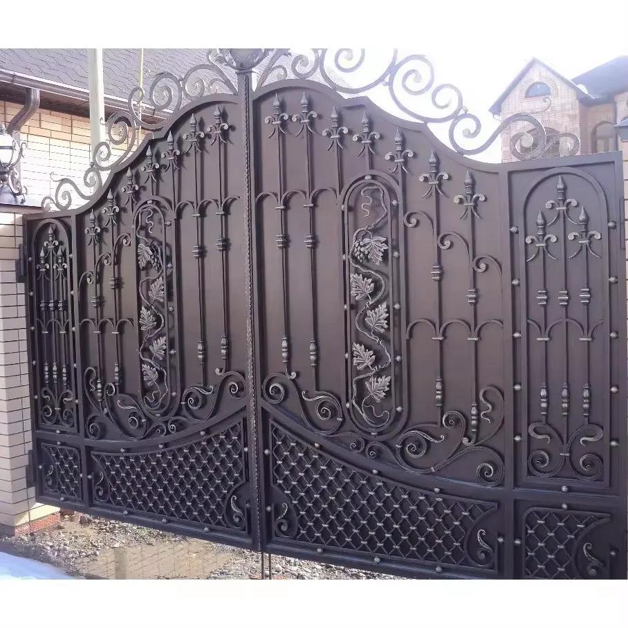 Chinese Manufactures Royal Outside Door House Galvanised Aluminum Gate Decorative Aluminum Gates Portail Aluminium