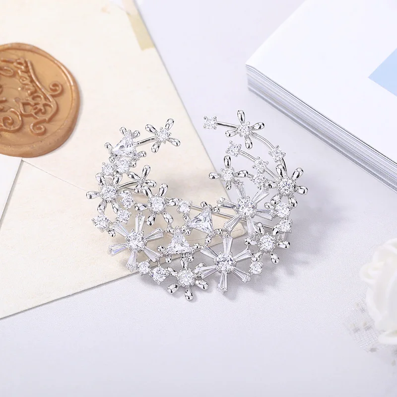 Fashion brooch creative versatile flower brooch women luxury atmospheric pin clothing accessories