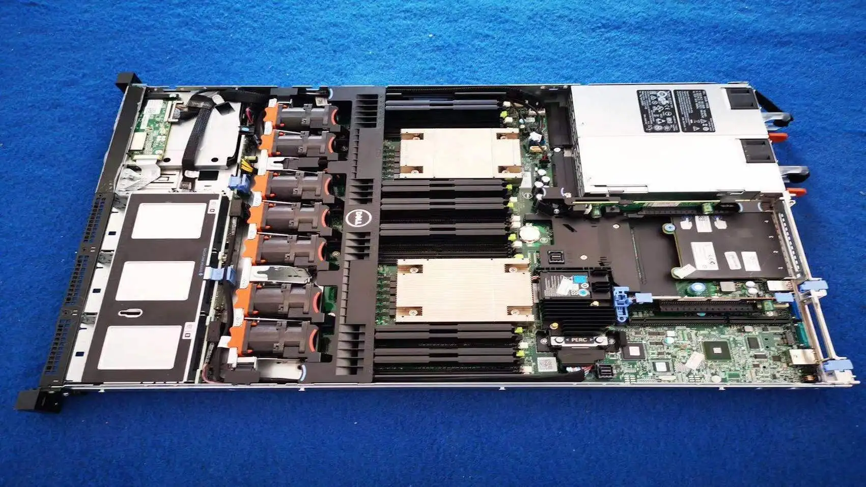 Горячая Распродажа dell rack r650 PERC H745 8*2 5 дюймов SAS SATA NVMe SSD сервер