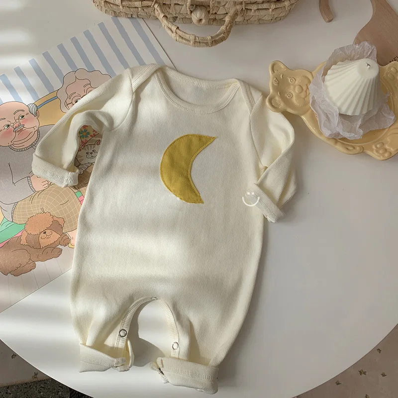 Wholesale baby Cotton knitted jersey fabric cute moon newborn romper