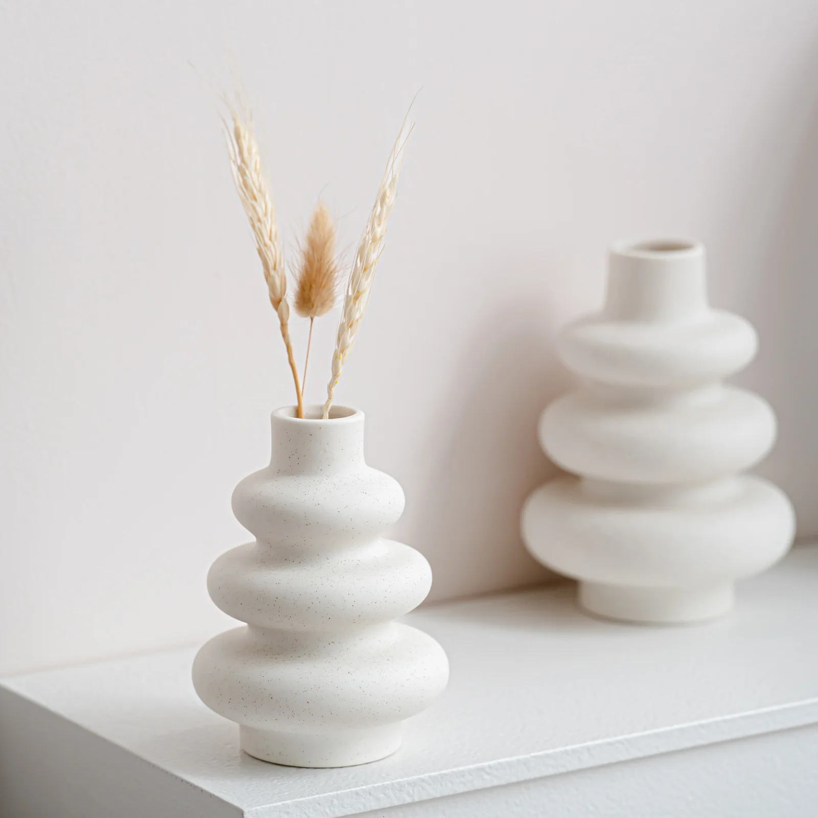 European Style Ceramic Vases with Ins Simplicity and High-end Feel Home Decoration Ornaments Artistic Flower Ar