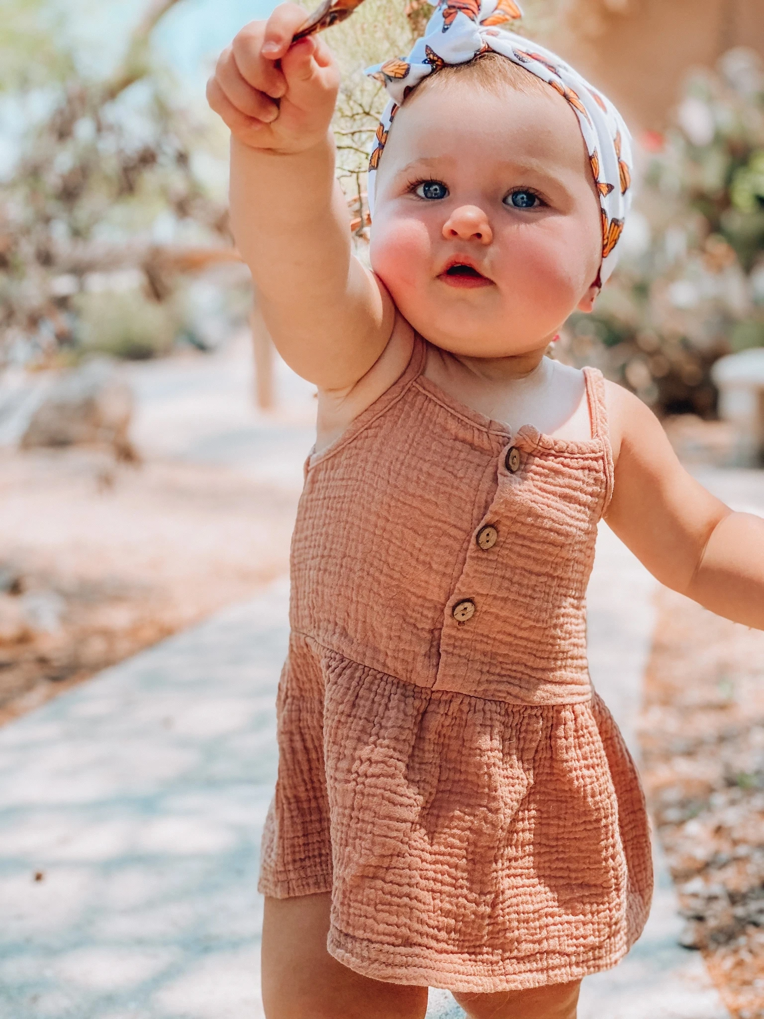 Новое поступление летние льняные хлопковые кружевные платья с круглым вырезом для маленьких девочек