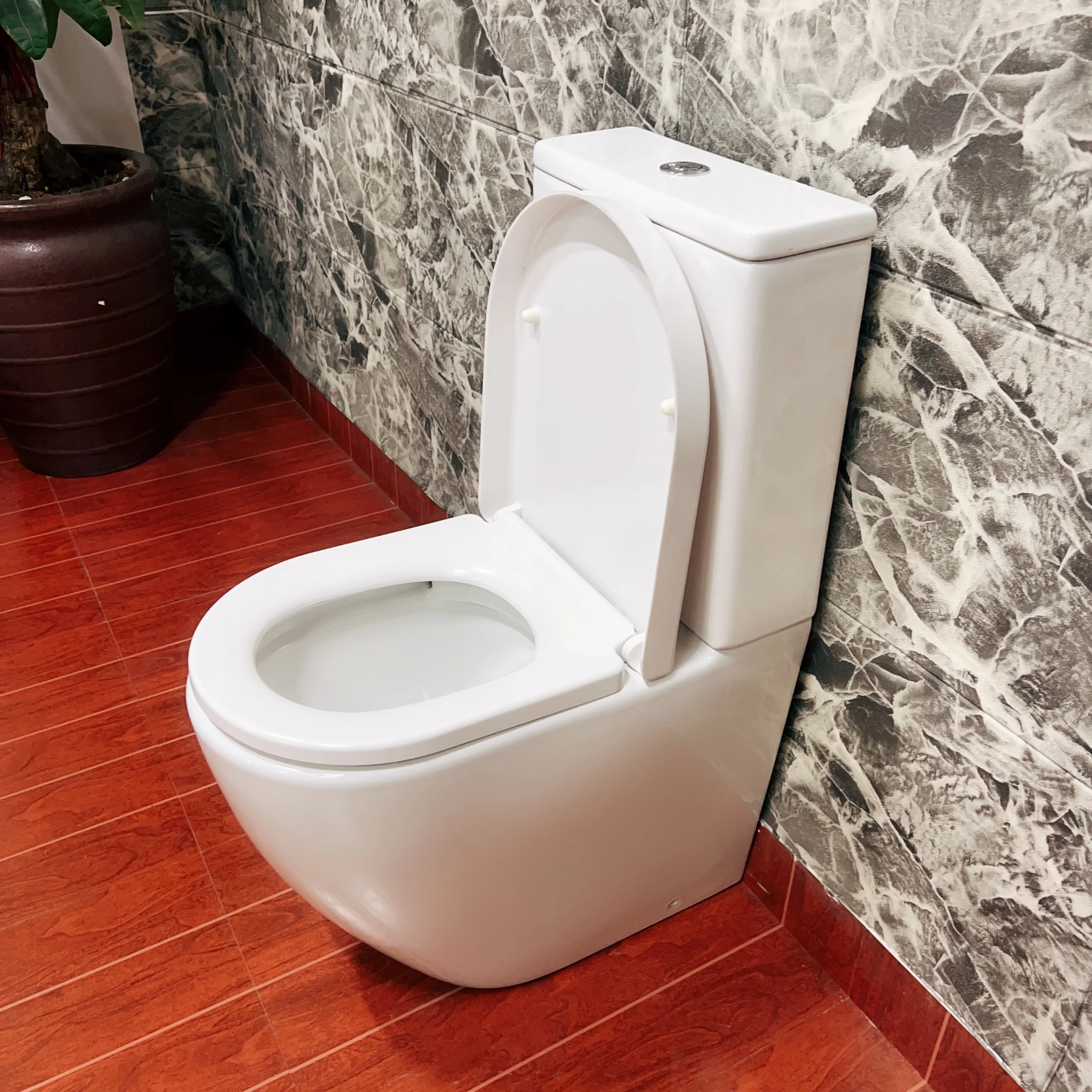 European Style Two-Piece Ceramic P-Trap Floor Mounted Dual-Flush Feature