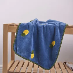 Absorbent soft coral suede towels do not shed easily