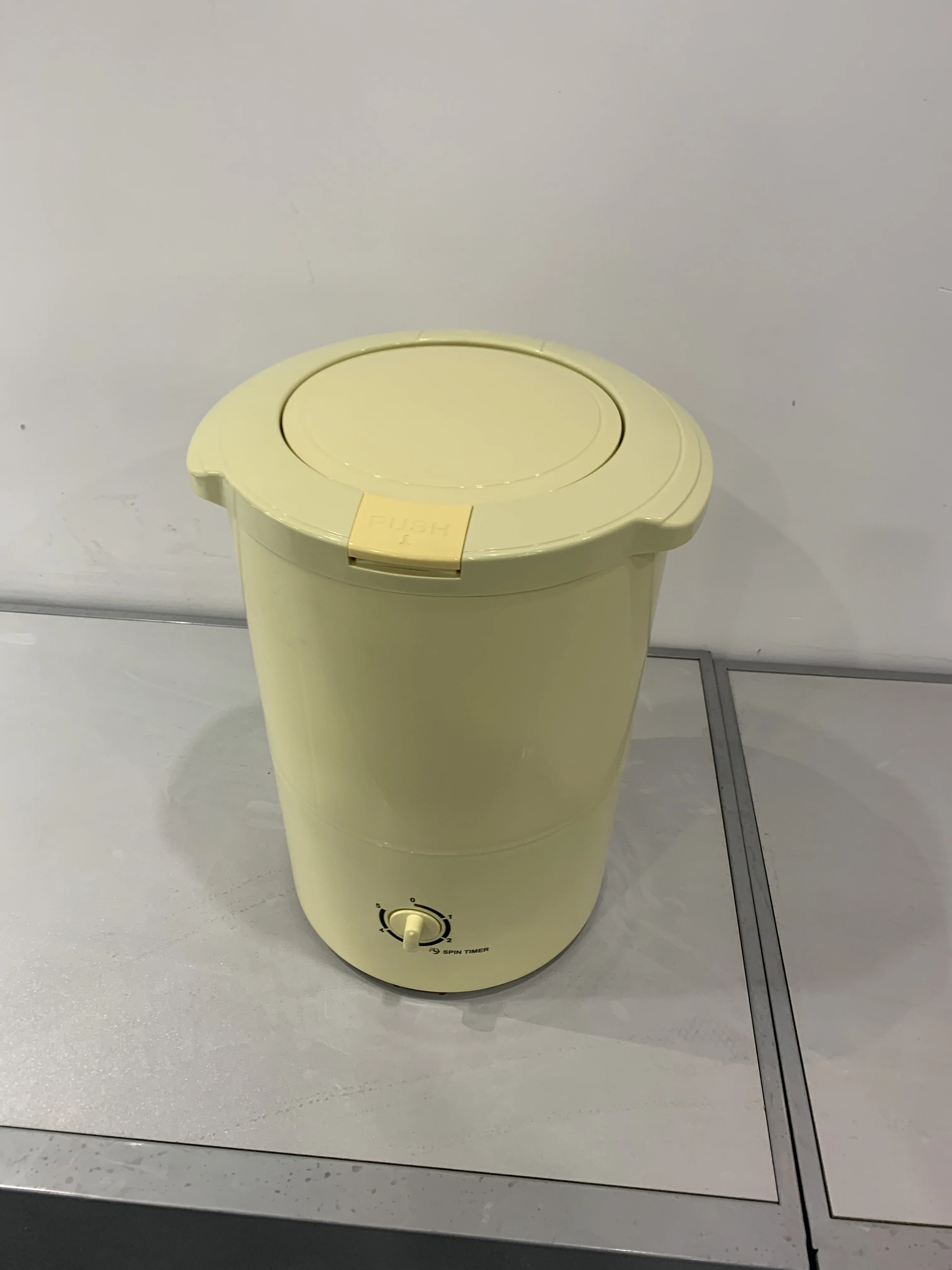 2KG Clothes Water Extractor Single Tub Mini Portable Mini Spin Dryer