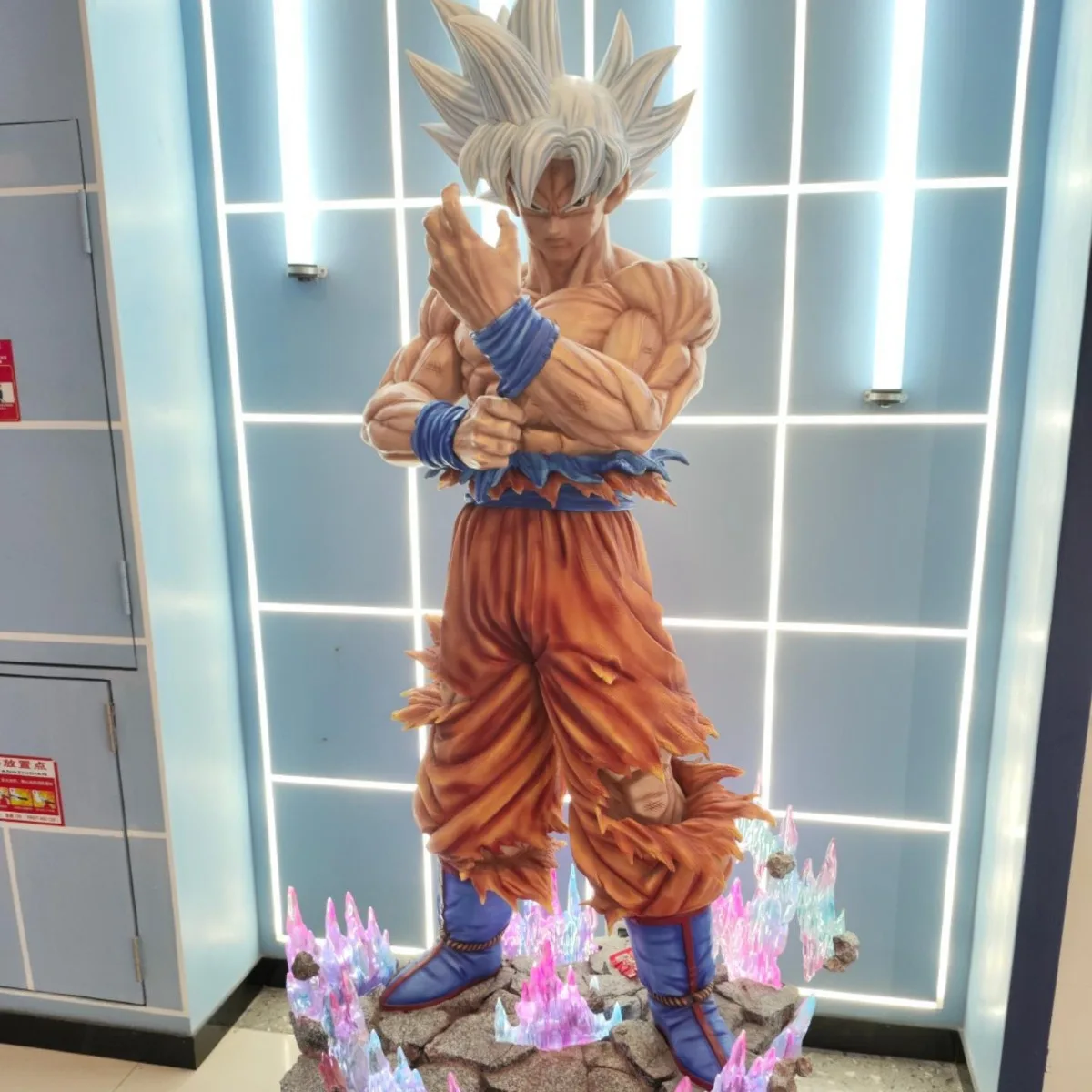 Custom animation seven Dragon ball Wukong One Piece King free extreme power Wukong sculpture home decoration hand