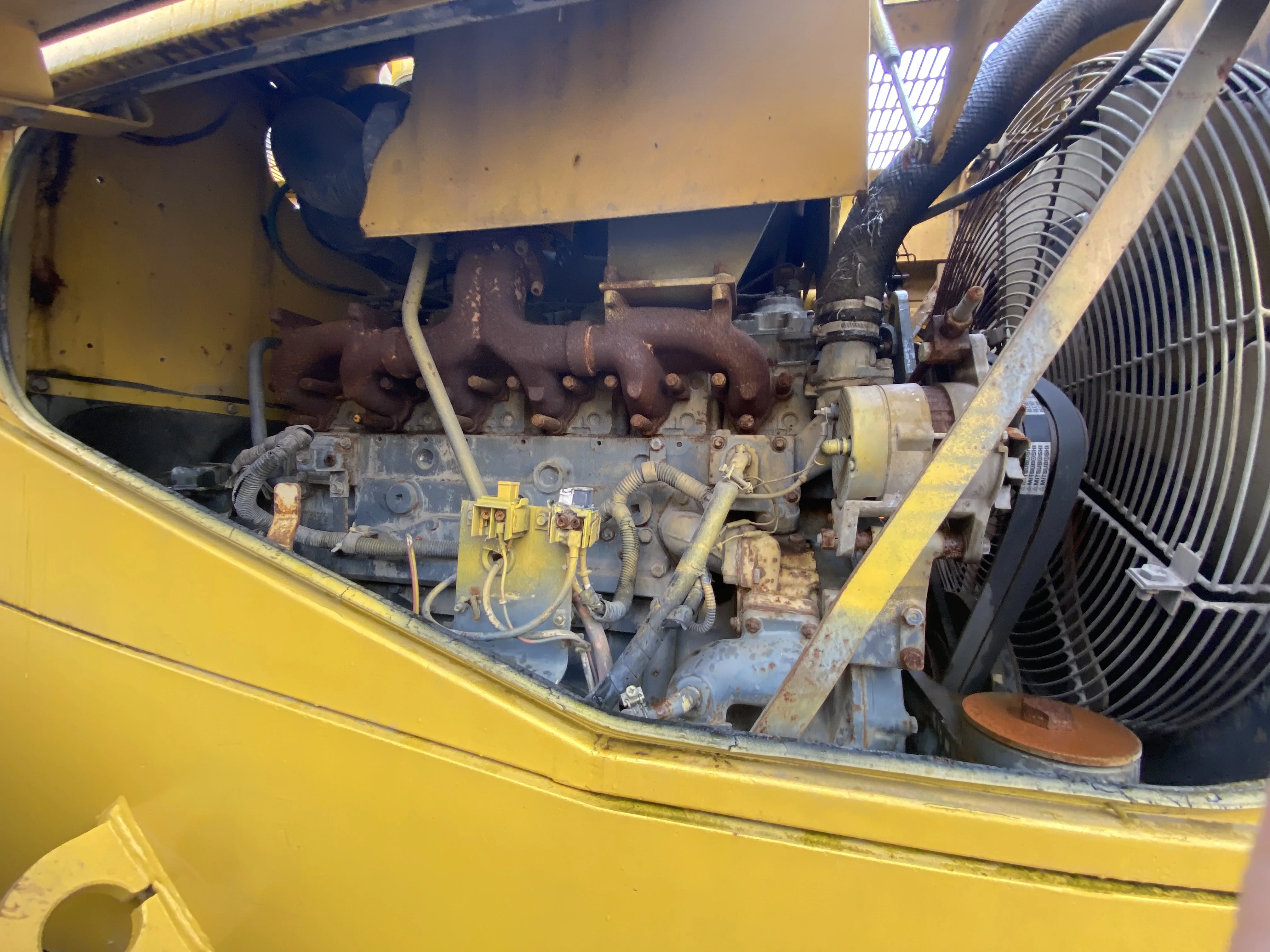 Best selling outstanding quality cheap price second hand Komatsu WA470 excavator In stock low hours used Komatsu WA470 excavator