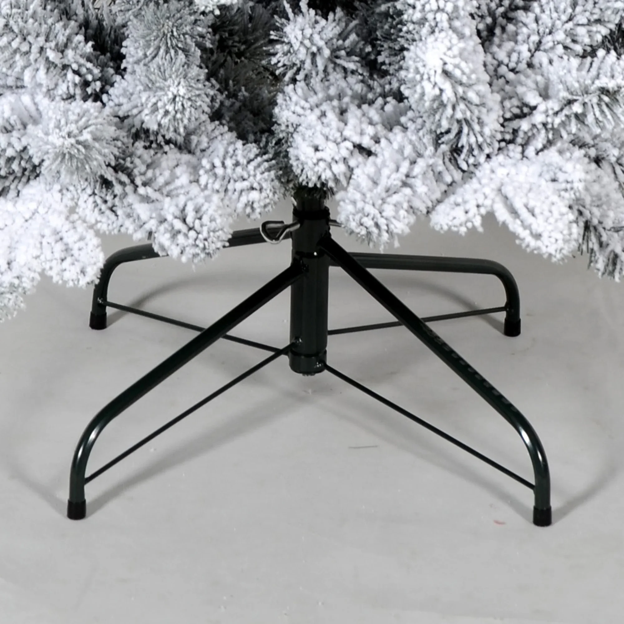 Premium Snow Flocked Hinged Trees Artificial Christmas Pine Indoor Lighted Pvc White Xmas Tree