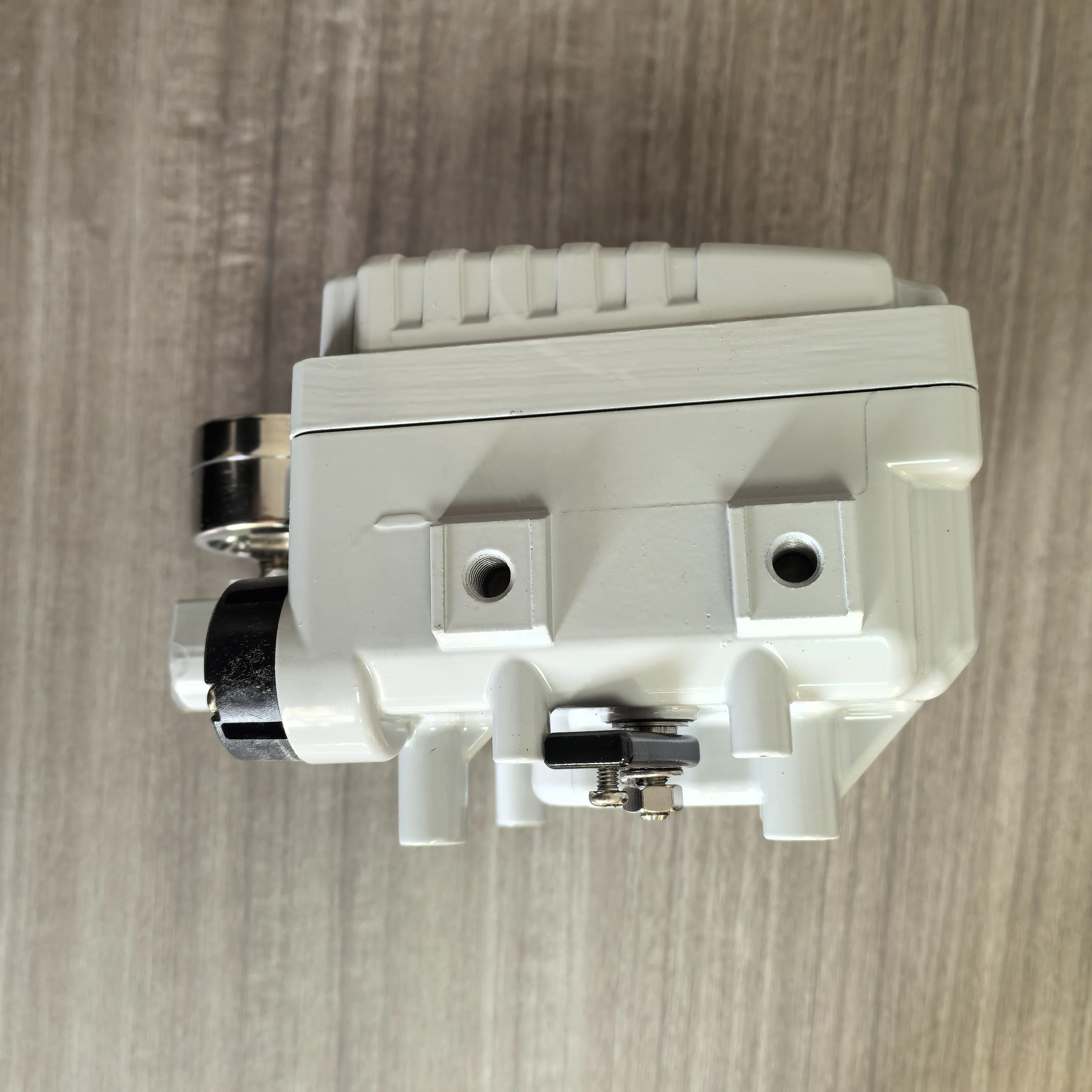 New YTC YT-1000LDN122S0 Operation of Pneumatic Rotary Valve Actuators by Means of Electrical Controller or Control System