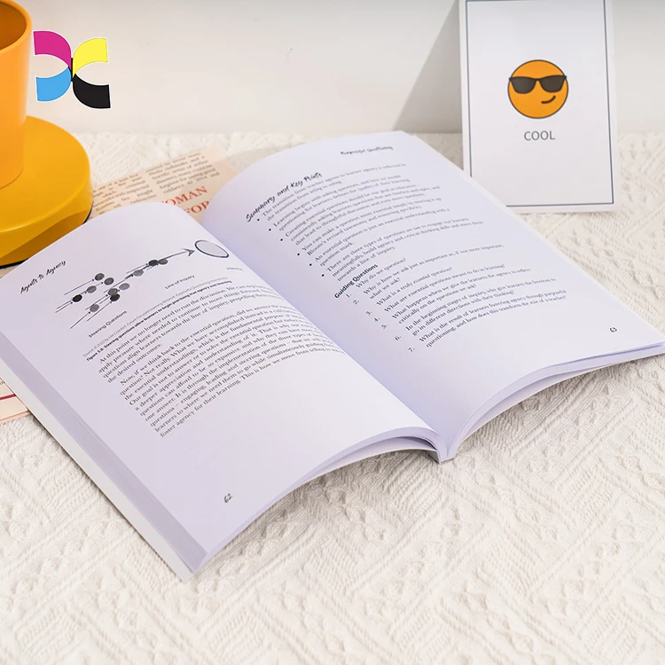 Custom Size A4 A5 Printing Poster Manual magazine catalogue brochure Printing Service