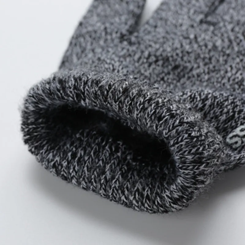 High-quality touch-screen warm cycling gloves knitted and non-slip suitable for men and women in winter outdoors