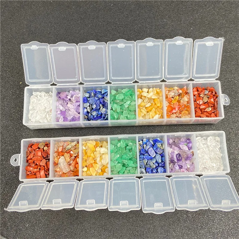 Natural Crystal Seven Color Crushed Stone Decoration 7 Chakras Semi-precious Stones Crushed Stone Set Box