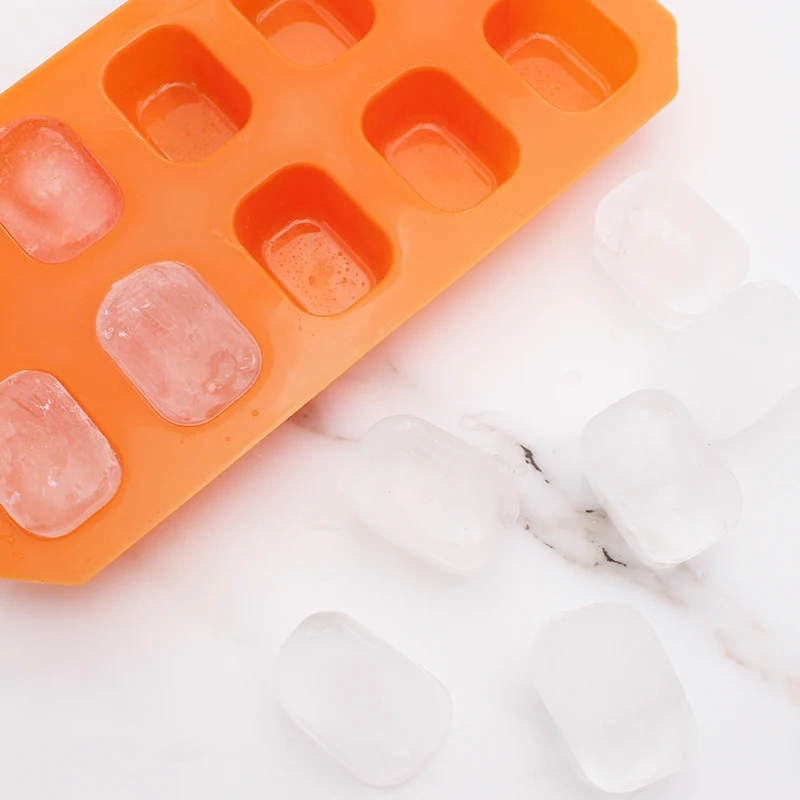 High quality PP plastic ice cubes mould maker