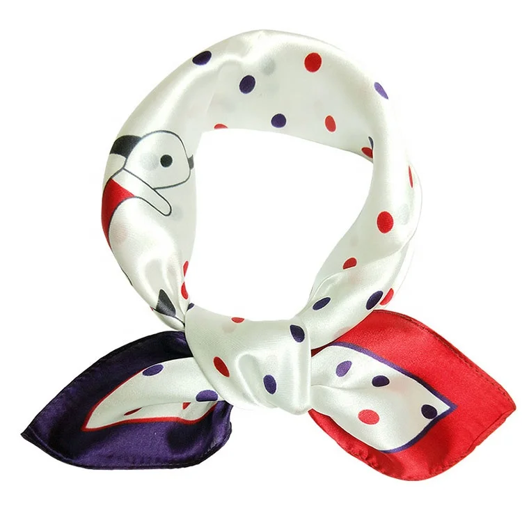 Wholesale Fashion Elegant Chain Flower Pattern Printed Pure Silk Satin Square Women Designer Scarf Bandana