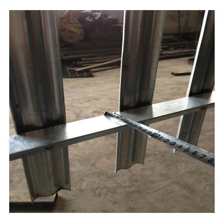 Customized heavy duty palisade fence for gate metal steel palisade fencing angle iron palisade fence