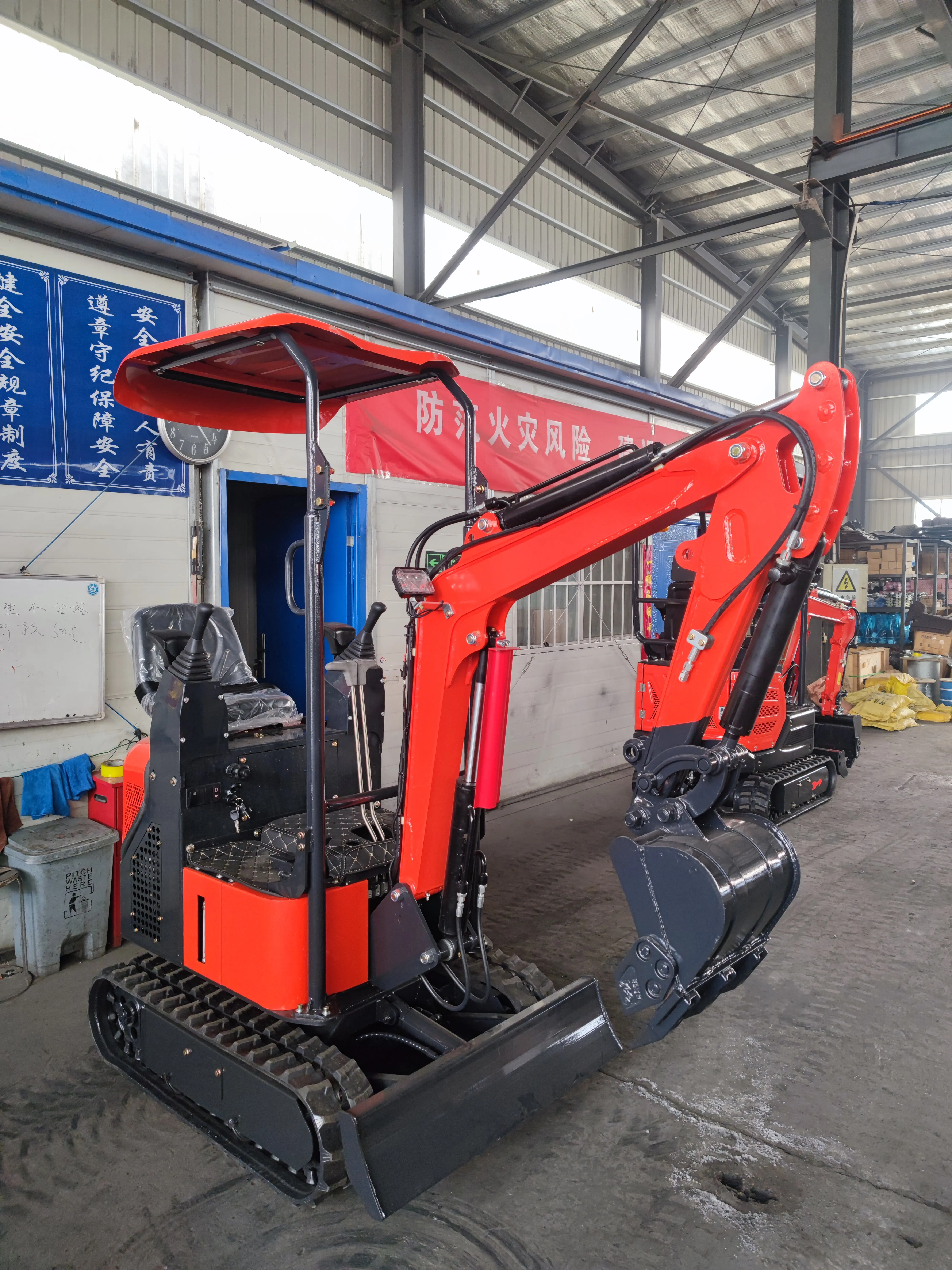 Good performance omnidirectional excavator machine machinery spare parts track roller for excavator