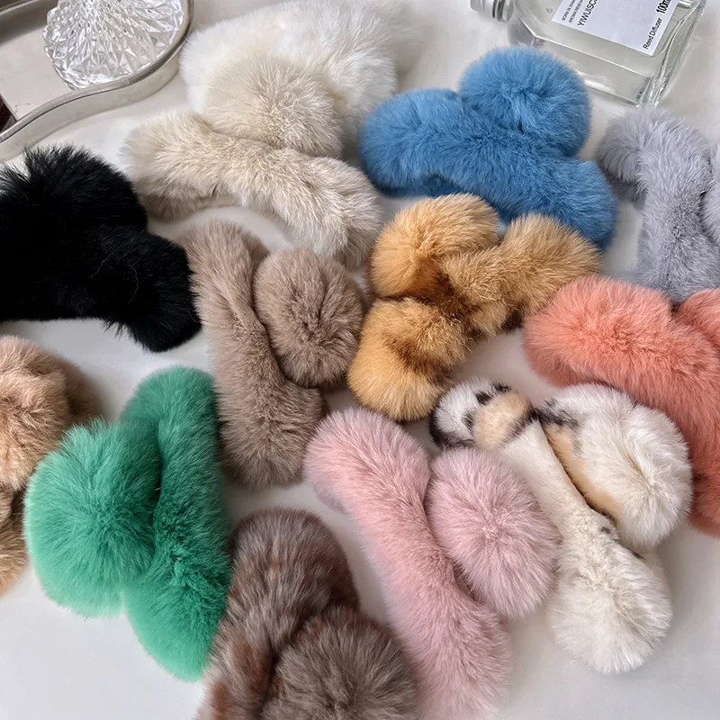Winter New Designer Soft Fluffy Real Rabbit Plush Fur Plastic Hair Claws Elegant Plain Hair Claw Clips For Thick Hair Women Girl