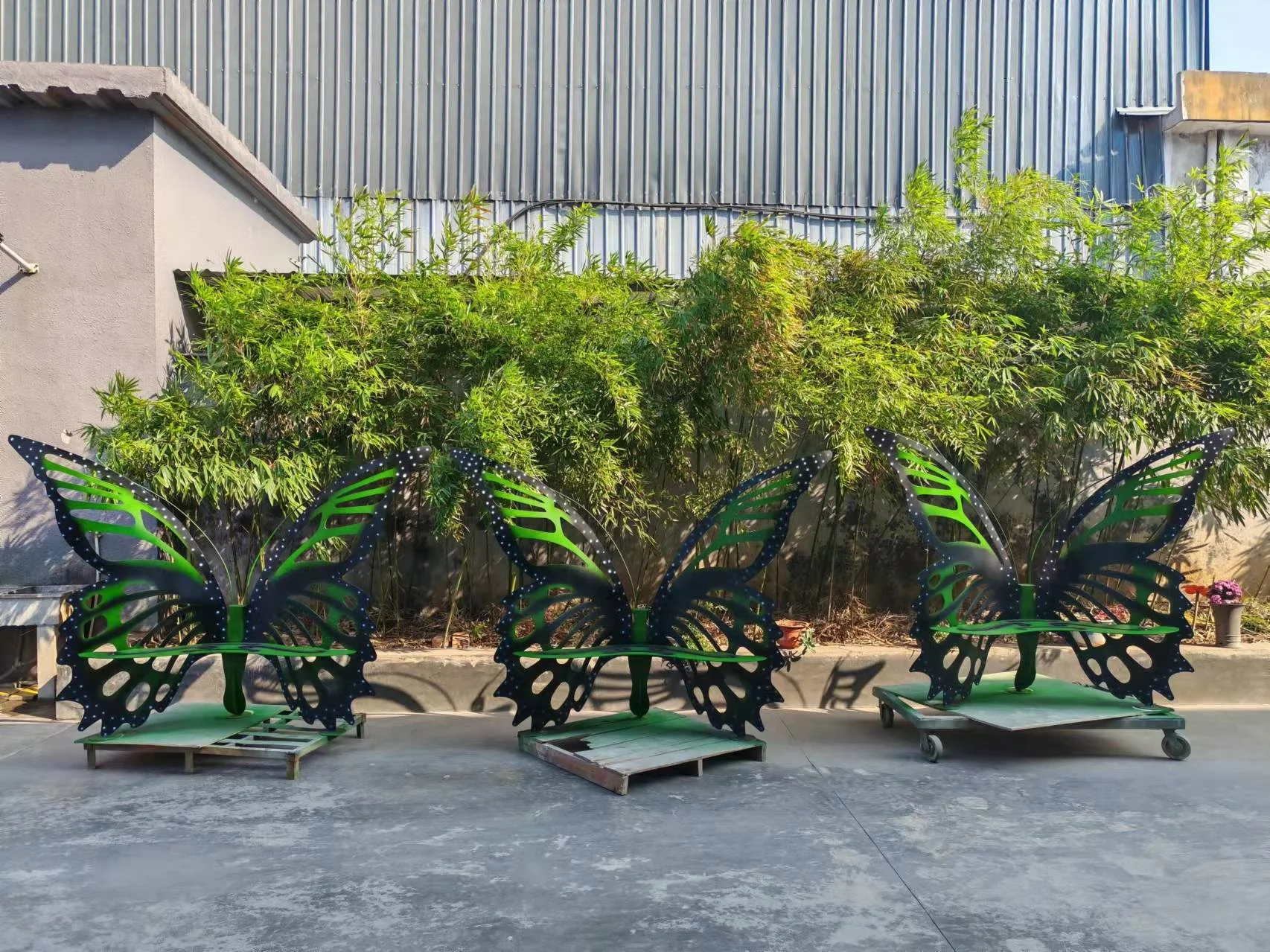 Modern metal art butterfly garden art chair statue home yard decoration outdoor display stainless steel sculpture for sale