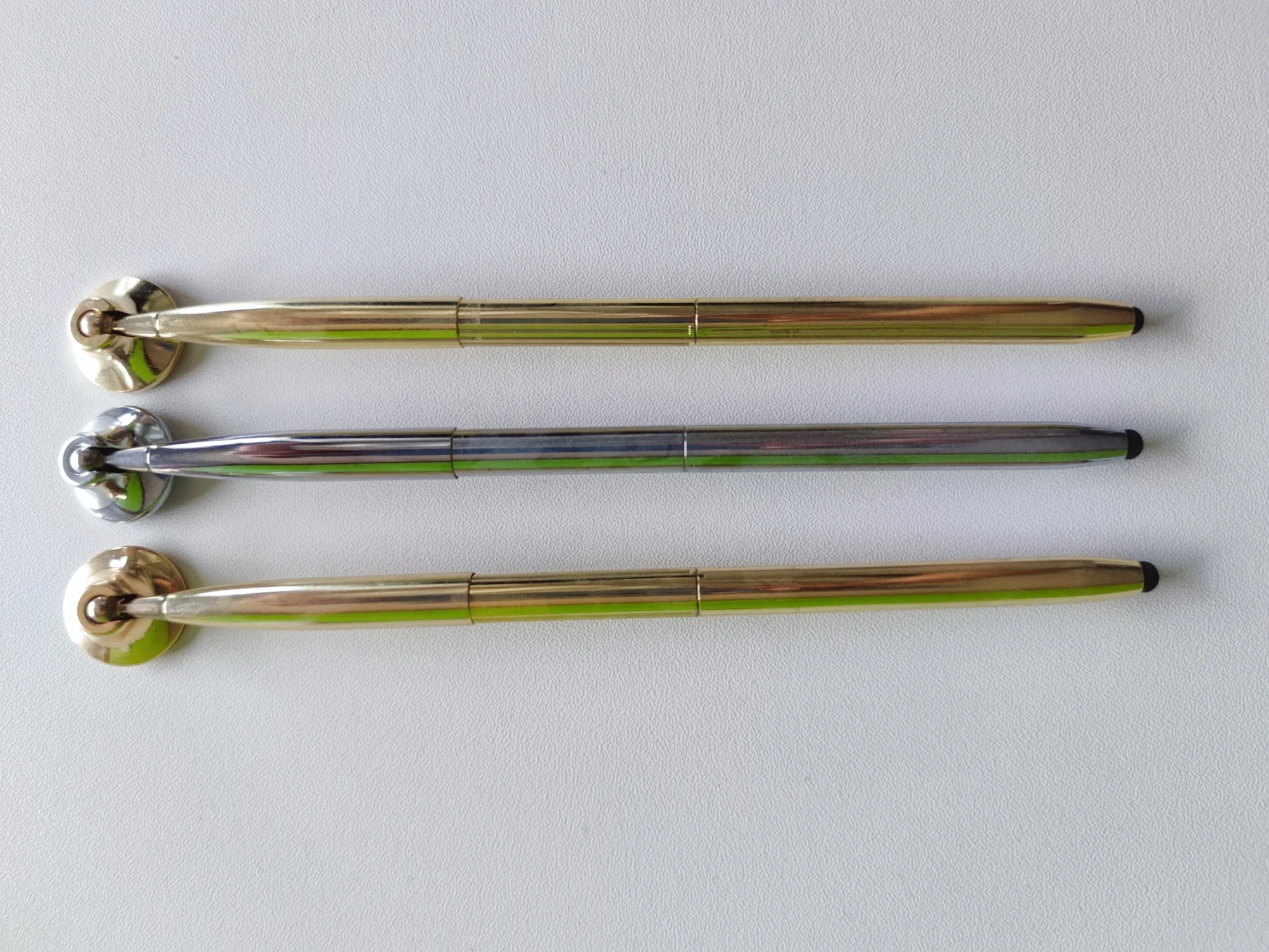 Custom Logo Metal Office Desk Table Pen Capacitive Stylus Ball Stand