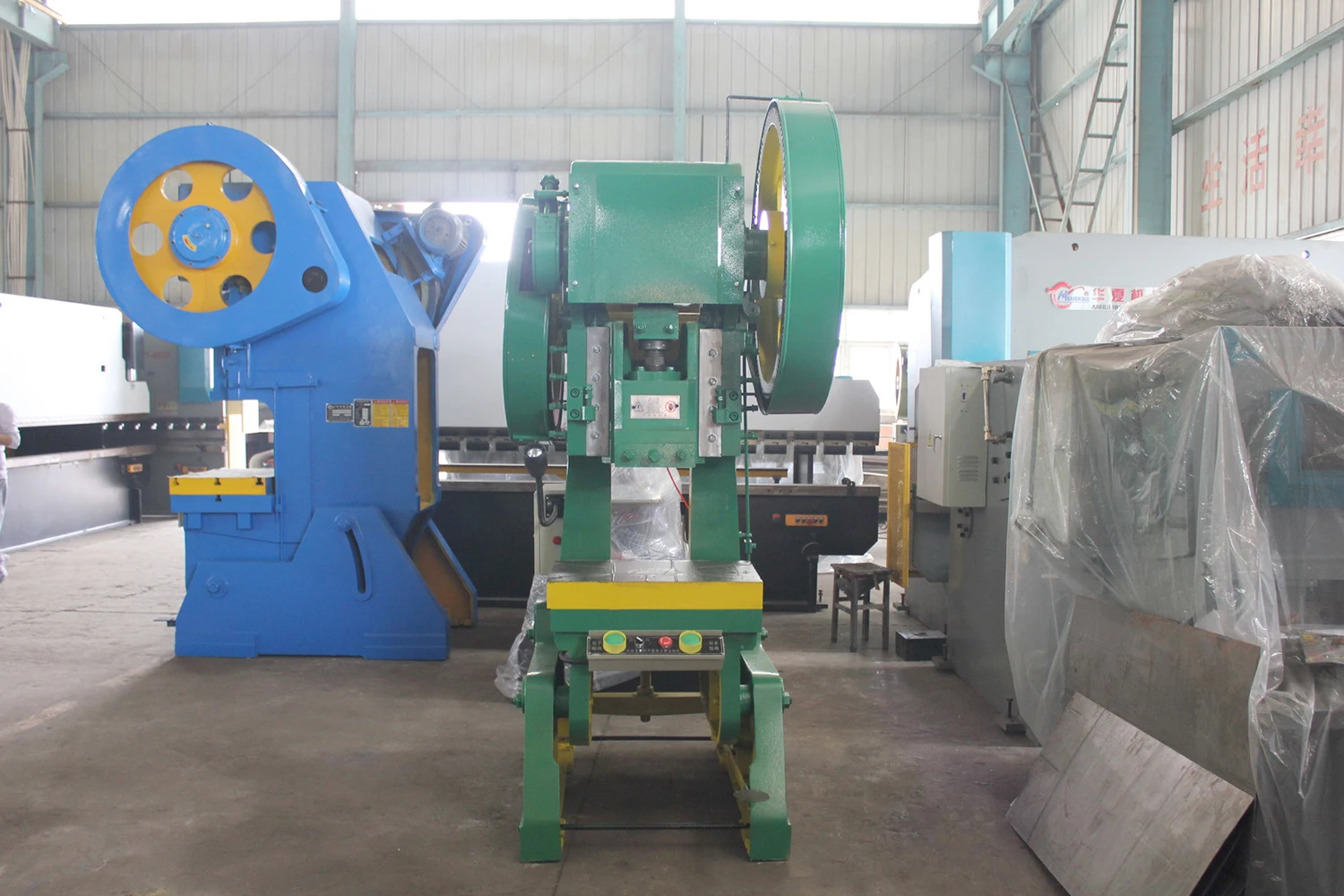 High Precision j23 Pneumatic Single Crank hole punch CNC 25 ton Power Press Punching Machine small