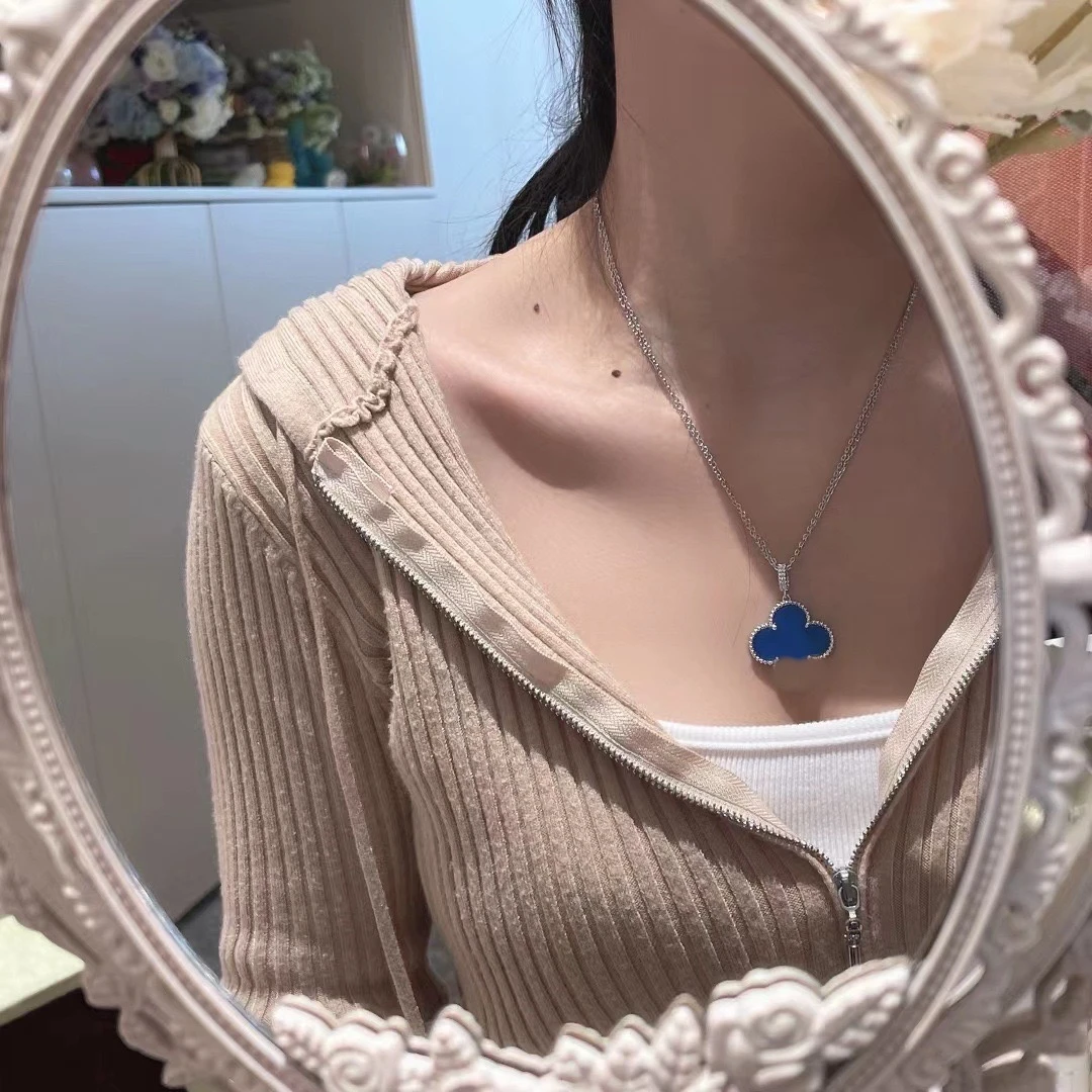 Wholesale  Luxury design 18k gold electroplated clavicle  Stainless Steel Laser Design 10 flower necklace Jewelry set