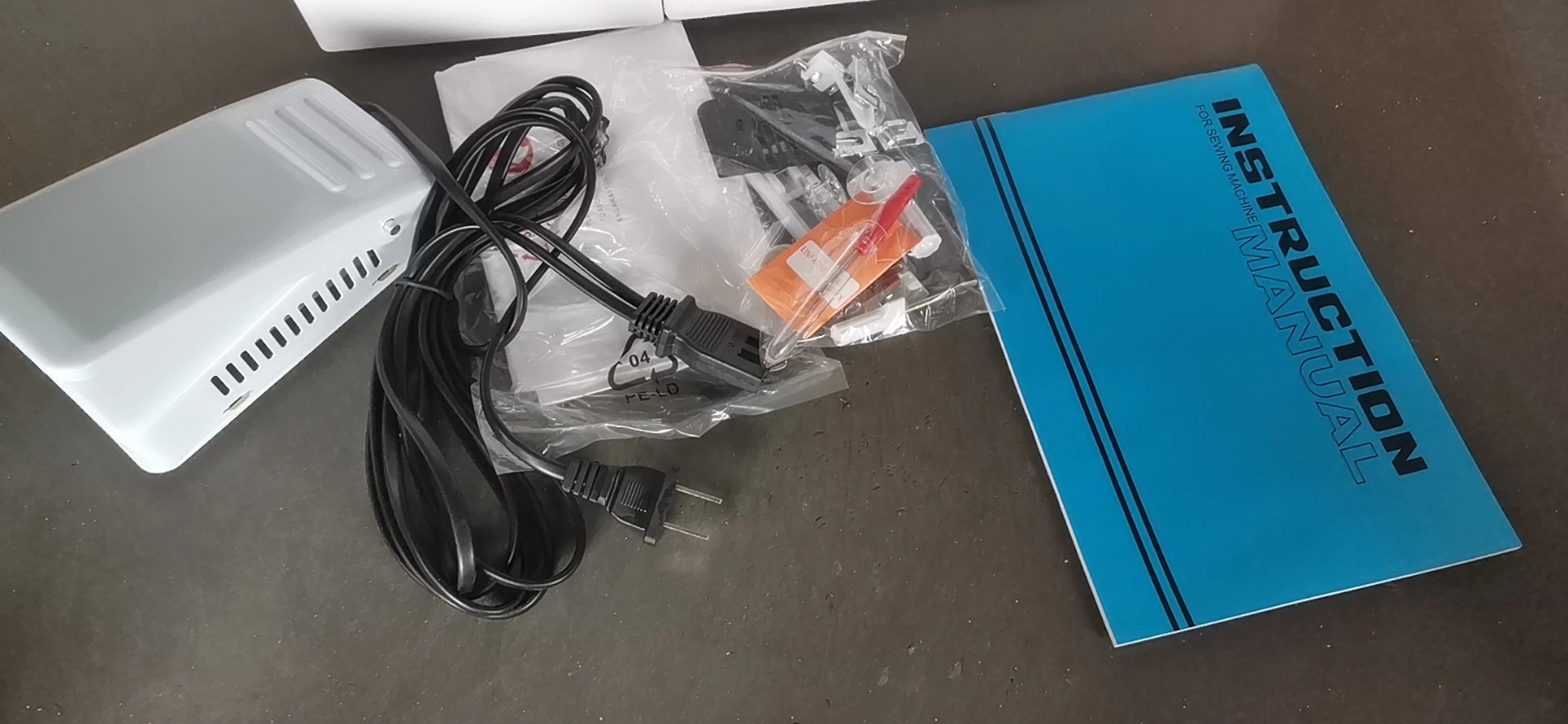 JH811ATF Multi-function Household Sewing Machine