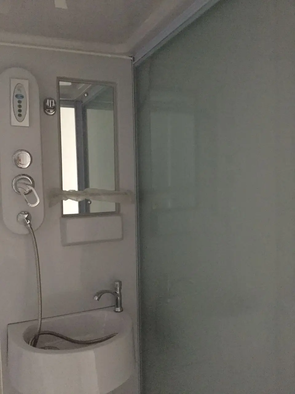 Indoor toilet,  movable integral bathroom