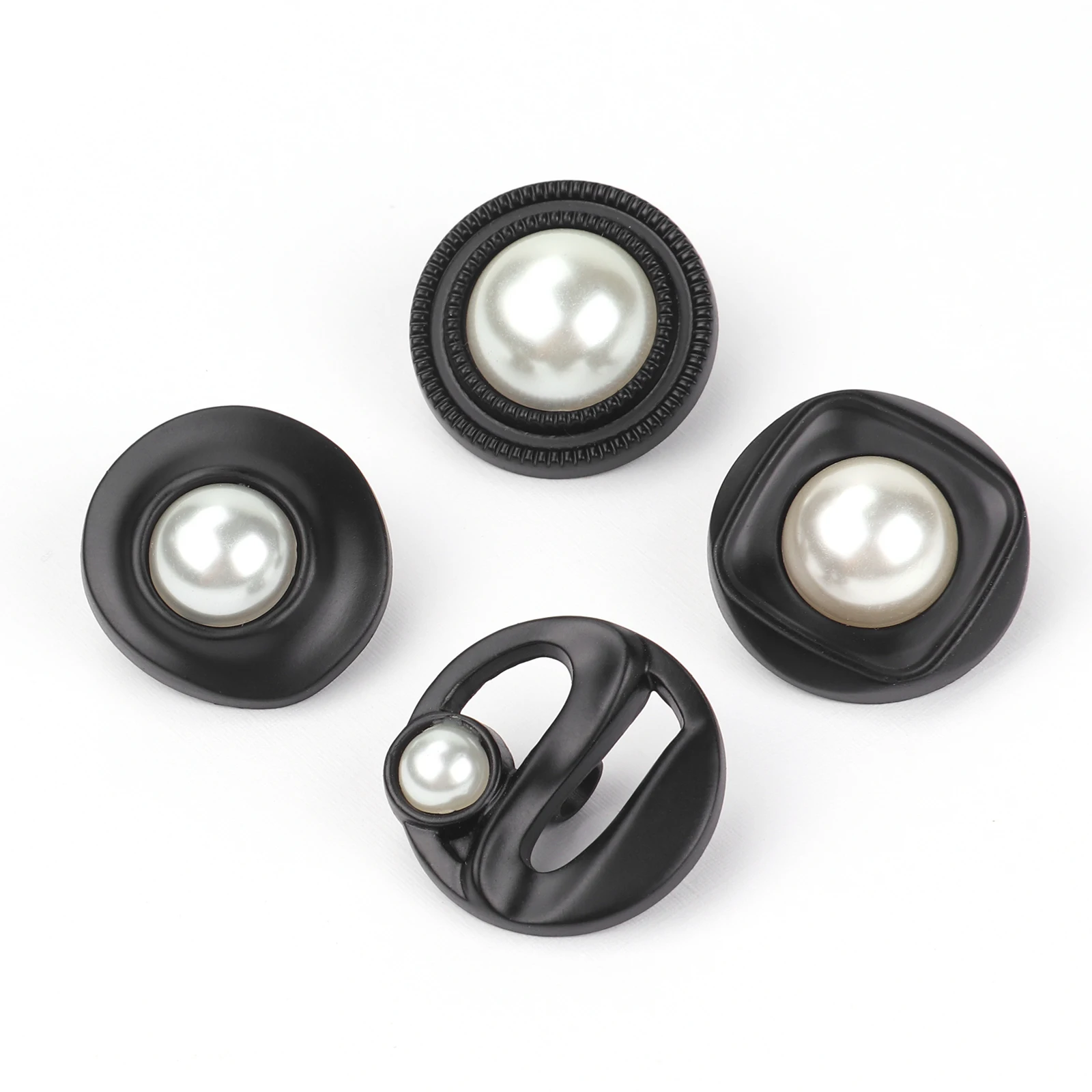 Mailida custom white round women plastic garment dome shank buttons for clothes, dress