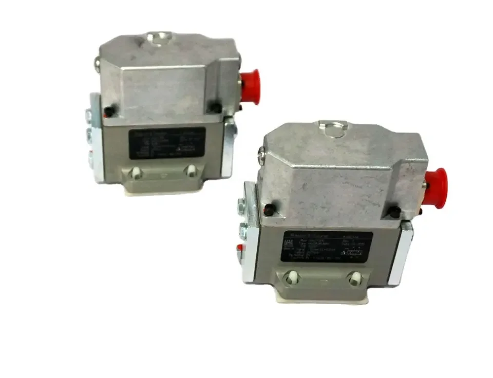 Hydraulic Servo Valve for Railway Tamping Maintenance Equipment Of Plasser Type El T76 00mo 191c H40dagm4nah