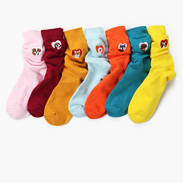 Wholesale Colorful Embroidery Animal Crew Happy Socks Women Wholesale Fashion Cotton Cute Dog Socks