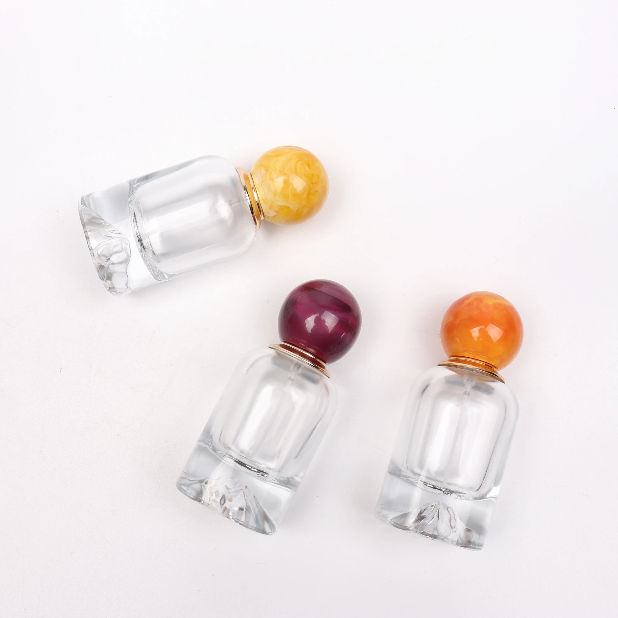 Custom clear  50ML oblate empty  glass perfume bottle with colorful cap
