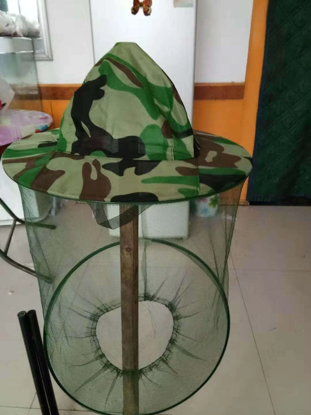 Complete Set of Fishing Hat & Beekeeping Protective Clothing Anti-Mosquito & Bee Sun Protection Mask Denim Material 1L Capacity