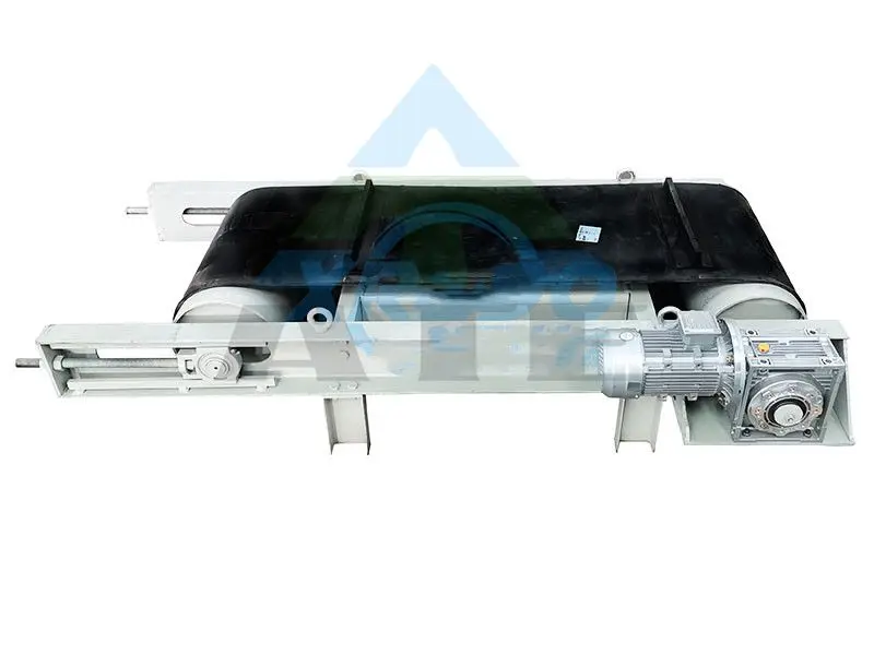 PCB boards Over Belt Magnetic Separator for renewable resource industry or mobile crushing and sorting stations.