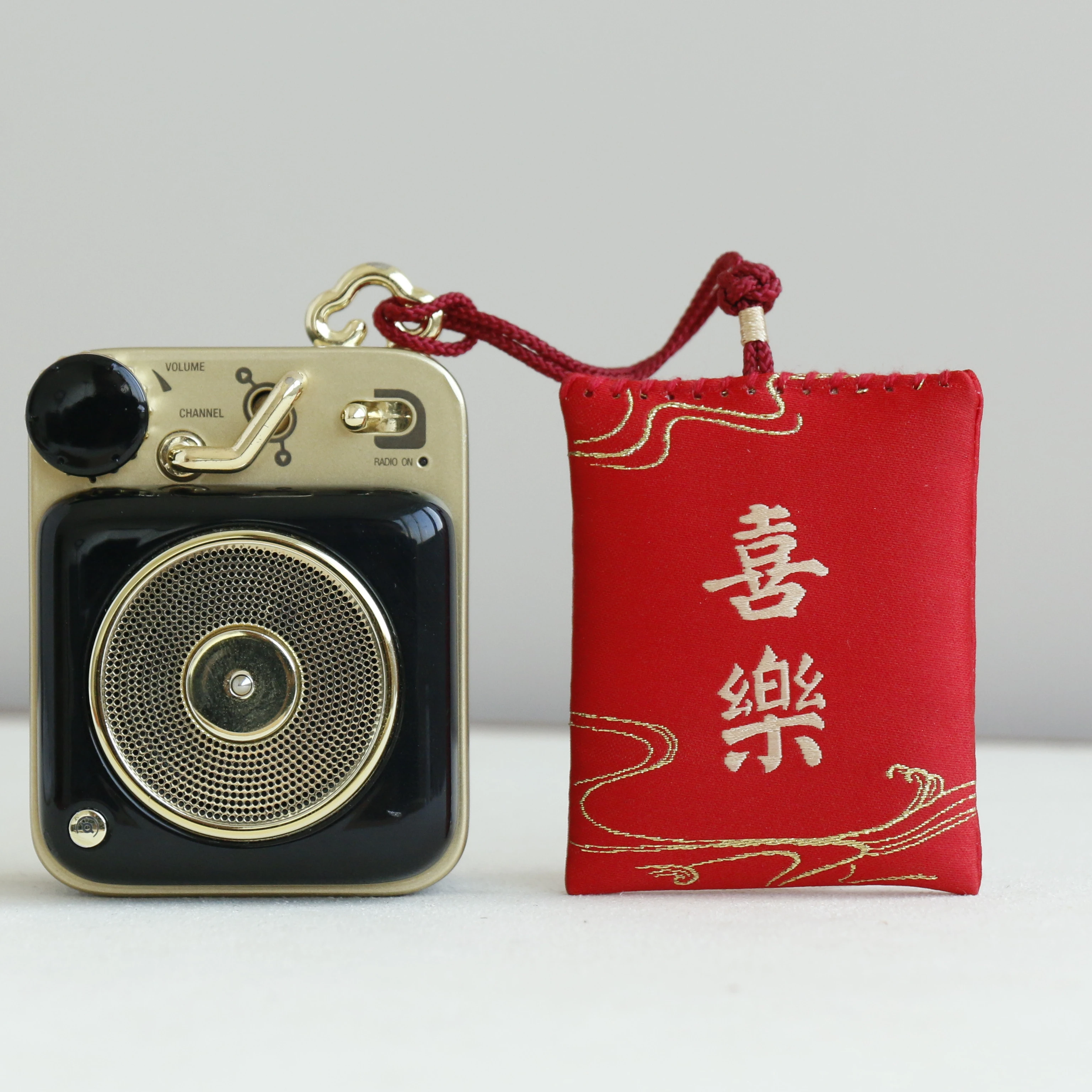 Chinese style silk embroidery hot sale item  Prayer Omamori Pray Fortune Health Wealth Bag Guard Talisman Pendant