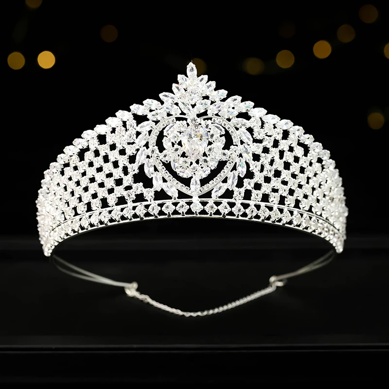 Alloy Wedding Jewelry Crown Bridal Crown With Crystal