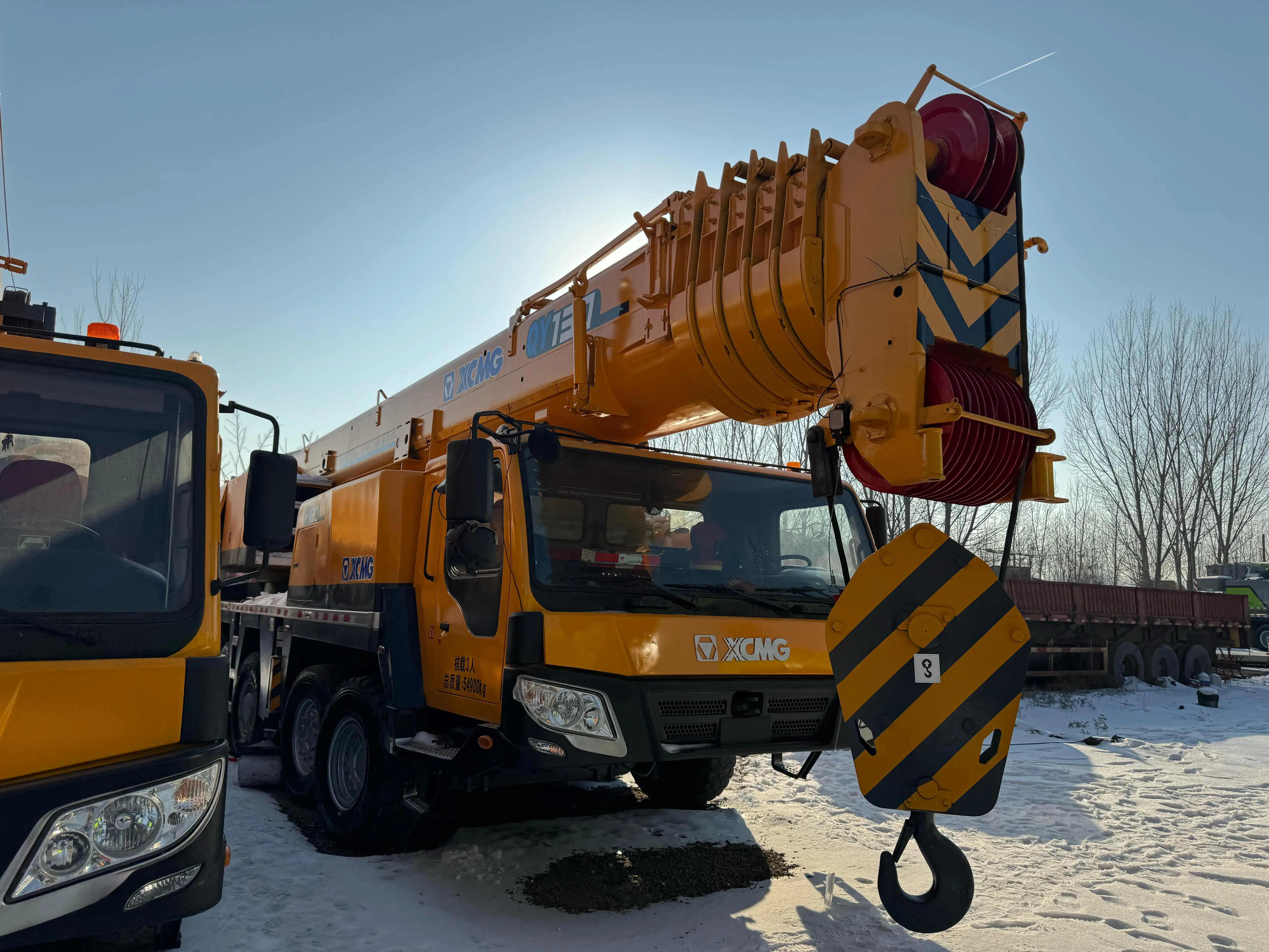 Мобильный кран используется 130 тонный Автокран T Китай