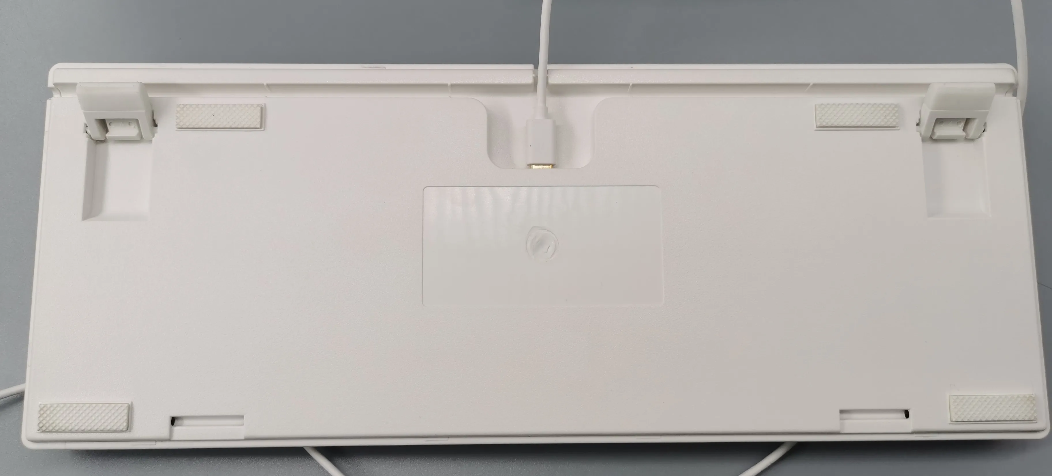 Detachable type C cable wired wireless mechanical switch gaming keyboard for laptop desktop pc with multi-color keycaps option